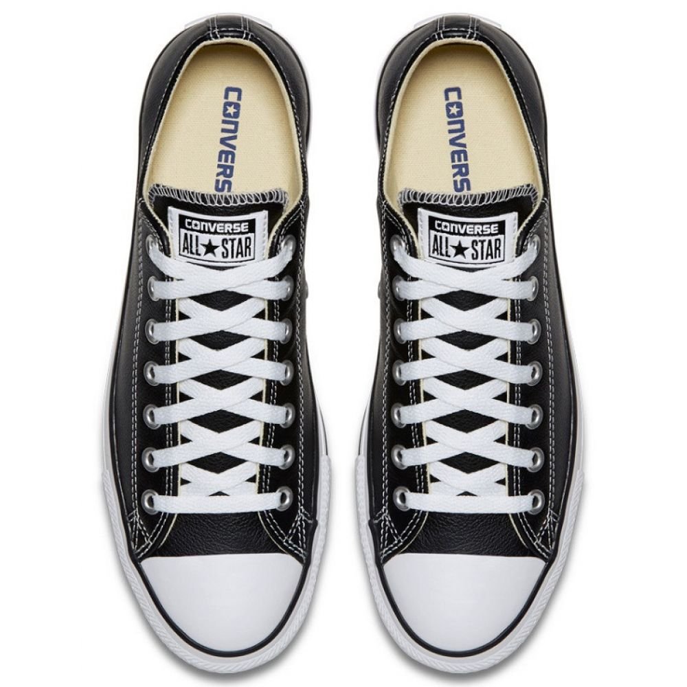 Converse Chuck Taylor All Star Leather Low Top in Black